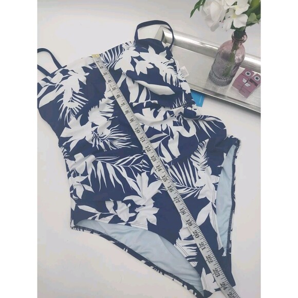 Cupshe Women's Swimsuit One Piece Bathing Suit Size Large (L) - Picture 8 of 11